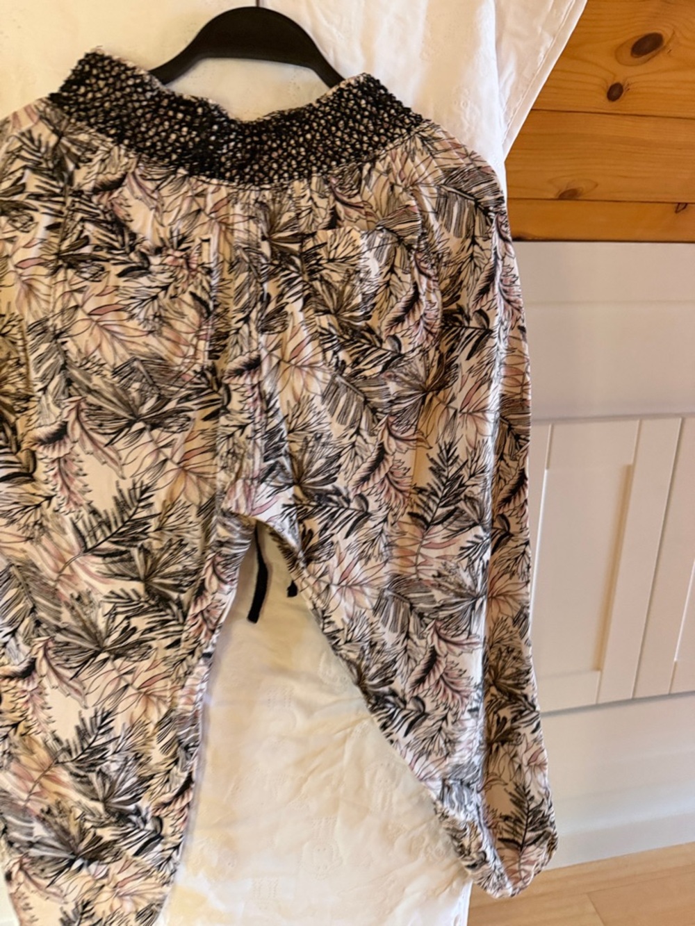 Rewash Black & Blush Tropical Print Jogger Pants - Picture 5 of 6